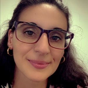 Meet your Posher, Ana